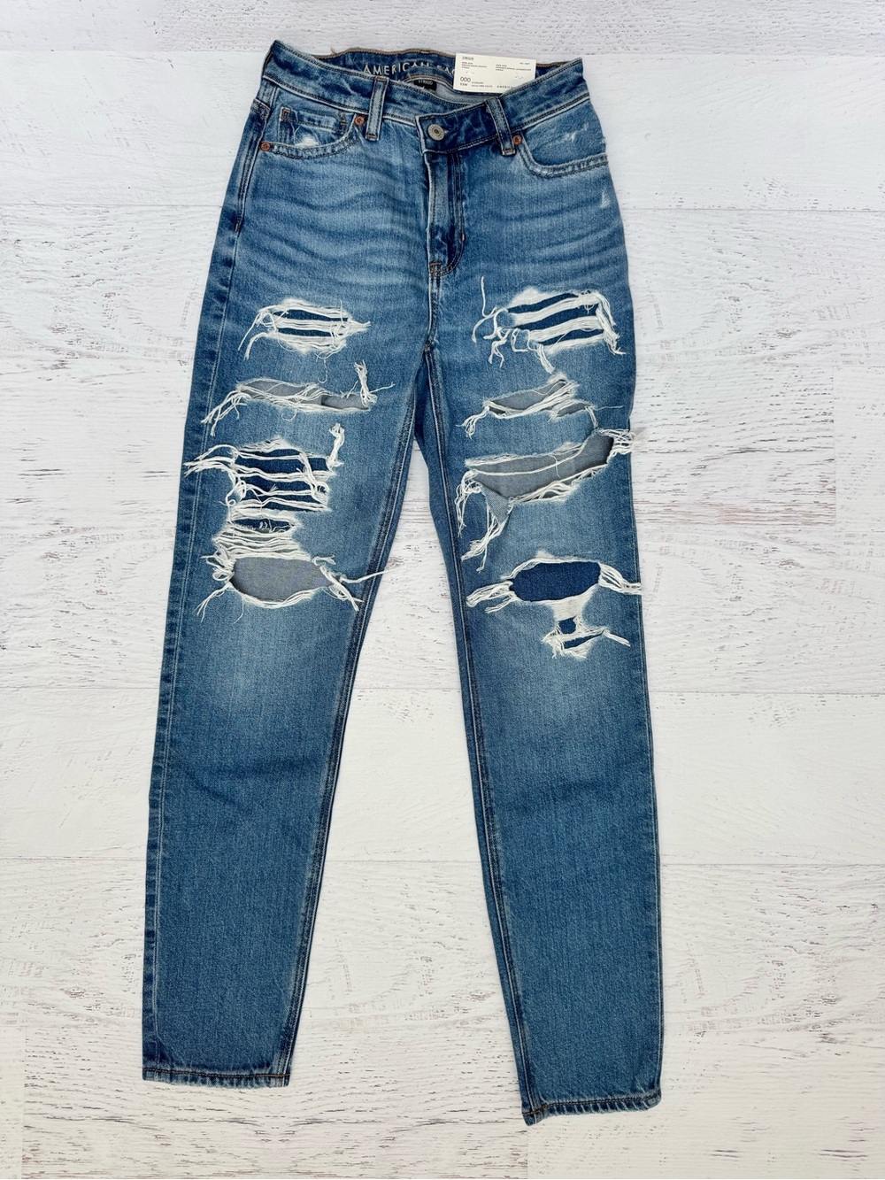 NWT American Eagle Mom Jean Size 000
